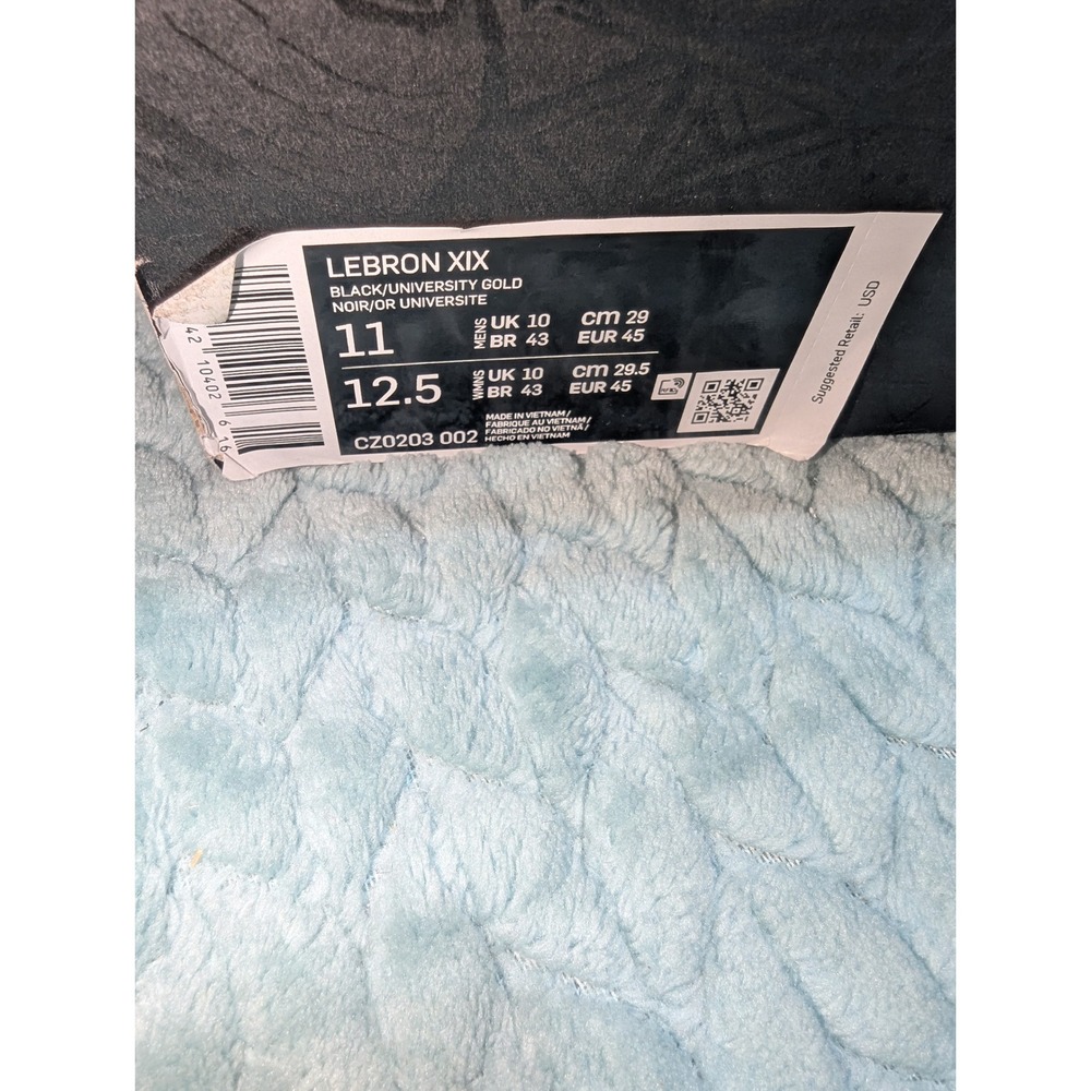 Nike LeBron 19 Hardwood Classics Black University Gold CZ0203-002 Mens 11 - Picture 2 of 6